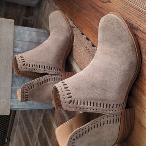 Suede lucky brand bootie